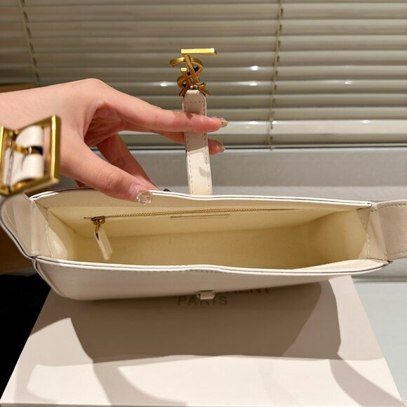 Yves Saint Laurent Handheld Bags, Chain Bags - Picture 2 of 9